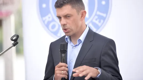 Scandal de proporții între Eduard Novak și federația de hochei: ministrului i s-a făcut plângere penală și este acuzat că vrea să faciliteze mutarea echipelor din România în campionatul Ungariei! „A încălcat orice lege, orice ordonanţă, orice statut sau regulament, absolut tot”