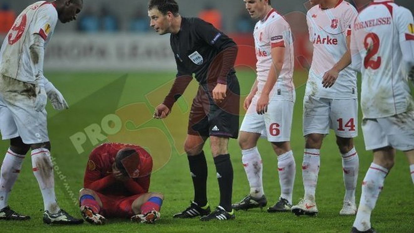 FOTO** Prepeliță poate juca oricând în "Big Four"! Dovada că un mare jucător al Angliei are probleme de vedere