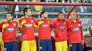 Victor Pițurcă, maestrul stăpânirii de sine:** "Dacă aveam un arbitraj ca ăsta, aș fi înnebunit!" Ce ar fi văzut fanii naționalei dacă Dan Petrescu era pe bancă :)