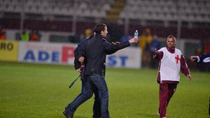 Comisia de Apel a decis să-i reducă sancțiunea managerului Stelei: **"Nu mai vorbesc niciodată de Rapid! Am încheiat conflictul cu ei!" 