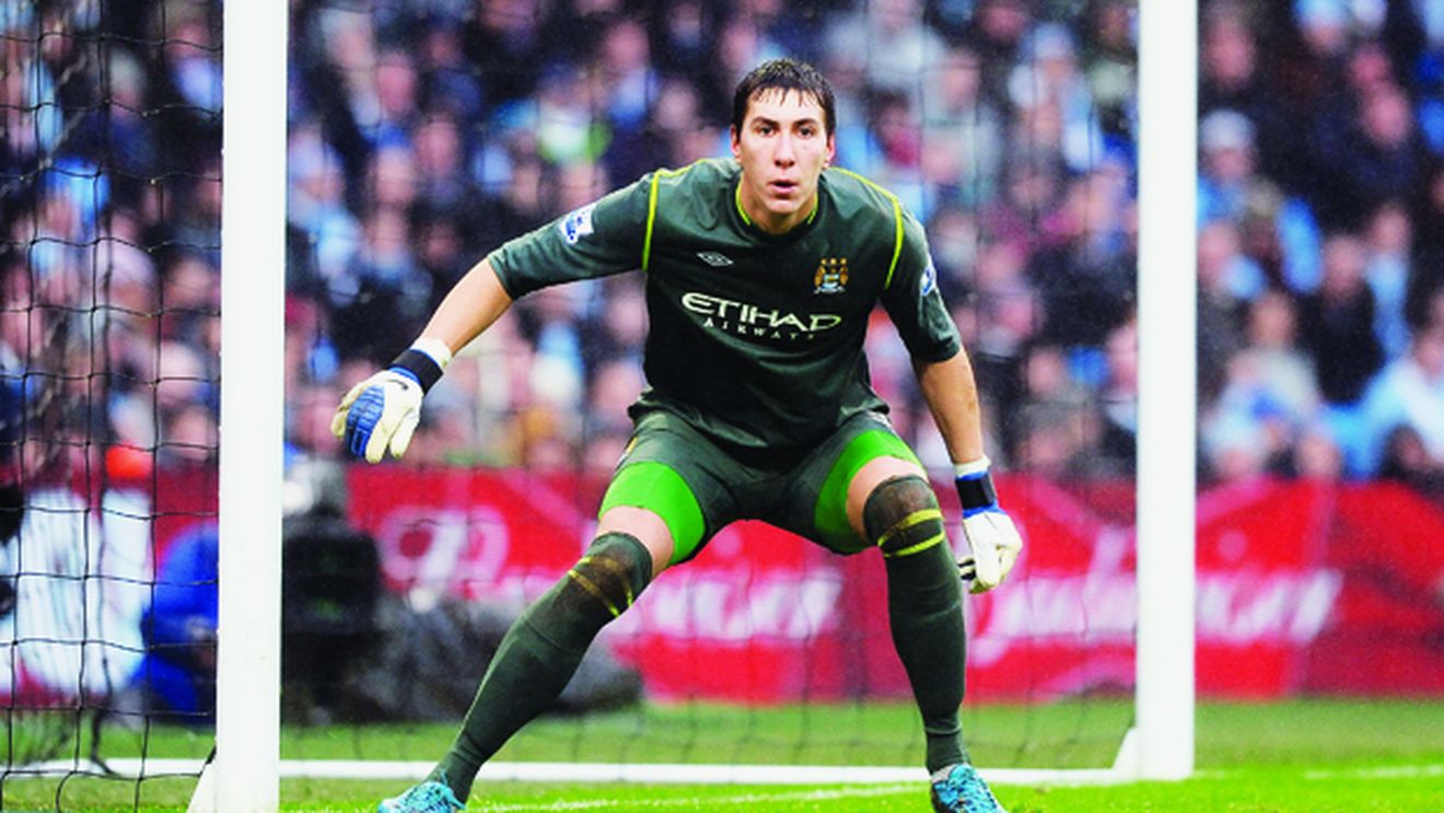 Pantilimon critică arbitrajul de la City - United: "Kompany nu trebuia eliminat"