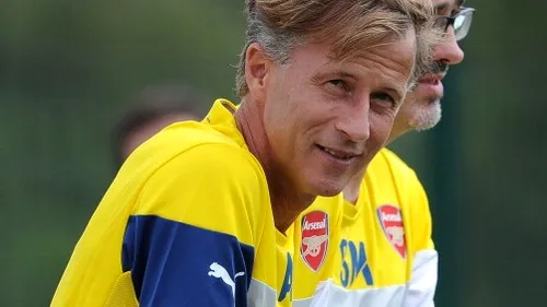 VfL Wolfsburg și-a numit noul tehnician. Andries Jonker a renunțat la postul deținut la Arsenal pentru a antrena în Bundesliga