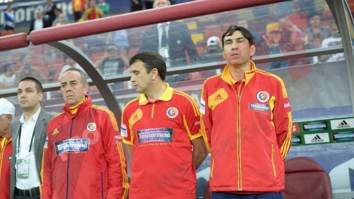 Reacția lui Pițurcă: "Nimeni nu va fi șeful meu" Cum îi răspunde selecționerul lui Gică Popescu