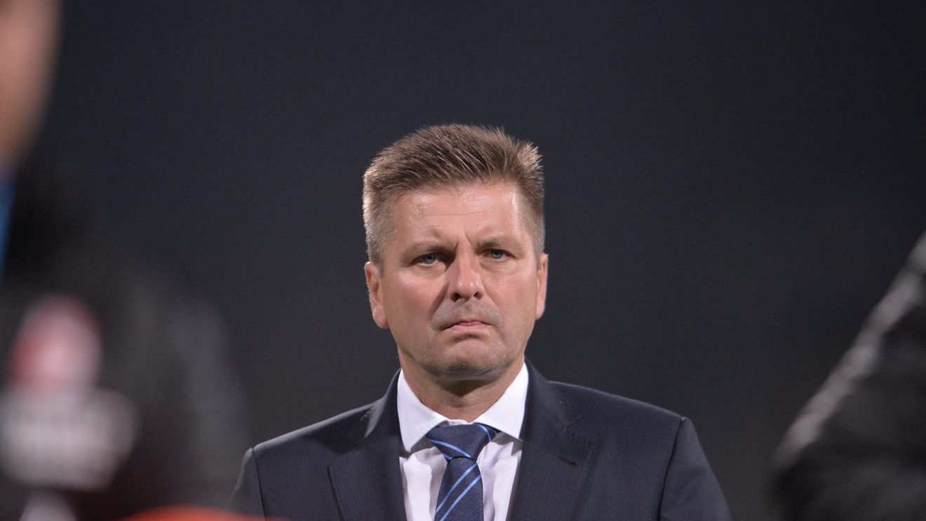 Dușan Uhrin a intrat oficial în familia "Doar Dinamo București". Ce mesaj are tehnicianul pentru fanii dinamoviști care doresc să cumpere clubul