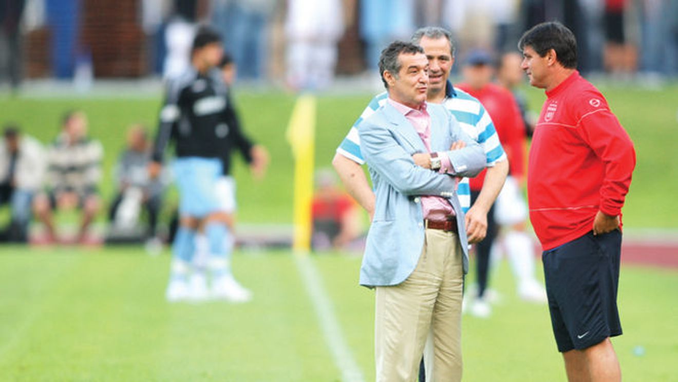 "Lăcătuș, când a venit la Steaua era cam pe tușă, venise de la UTA!"