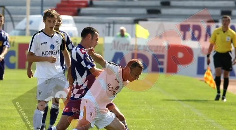 Here we go again! Și Poli pune tunurile pe arbitri: 