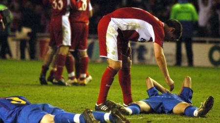 Petrescu le amintește steliștilor de episodul Middlesbrough:** "Nu sunt calificați! Chelsea poate da trei goluri în cinci minute"