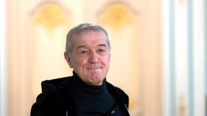 Gigi Becali îşi face praf fotbaliştii, după ce FCSB a ratat titlul! Patru jucători au fost nominalizați: Cordea, Sorescu, Ovidiu Popescu şi Compagno! "Fără bărbăție! Am tot avut încredere în el" | VIDEO