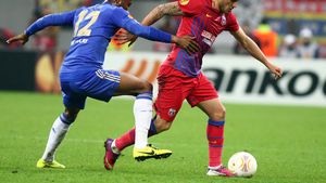 Cu pixul în mână: englezii și-au luat notițe la meciul Chelsea - Steaua! "Asta am învățat din duelul cu românii"** Ce i-a impresionat