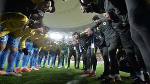 Becali a mai scăpat de un fotbalist! FCSB a renunțat la cinci jucători până acum: "Dică a zis că are prea mulți"