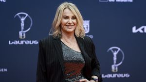 Americanii au pus 100.000 de dolari pe masă și ne-au luat cea mai talentată gimnastă. Reacția Nadiei Comăneci după refuzul acesteia de a merge la Mondiale