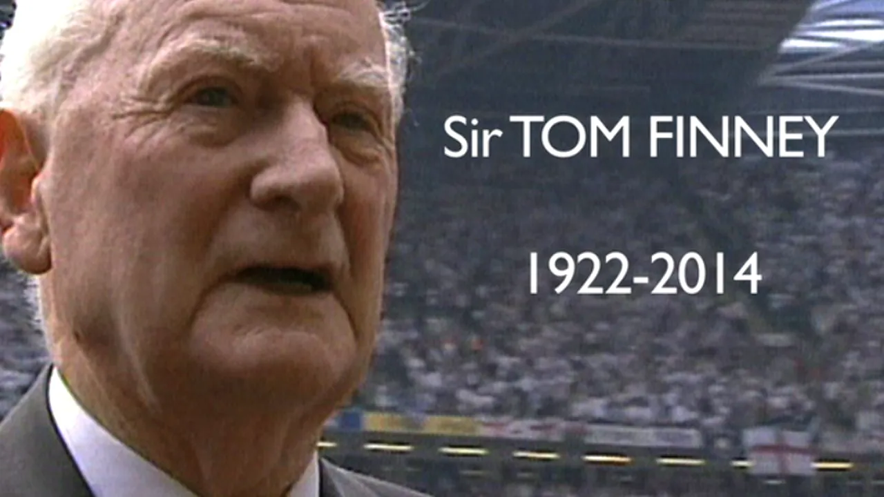Tom Finney, unul din cei mai mari fotbaliști ai Angliei, a încetat din viață. FOTO impresionant: cum l-au comemorat englezii