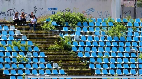 Buruienile au invadat din nou stadionul Farul.** Suporterii sunt chemați în ajutor