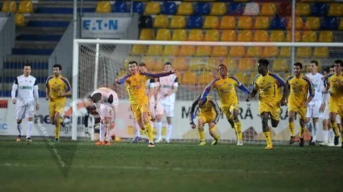 Au făcut show și s-au salvat!** Petrolul – Gaz Metan Mediaș 4-0