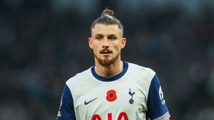 Radu Drăguşin a ajuns să fie considerat o mare țeapă de către fanii lui Tottenham