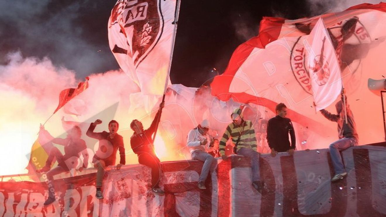 FOTO** Luni, rapidiștii au făcut spectacol în tribune! Fanii Stelei vin și ei la meci! Cum va fi acum atmosfera?