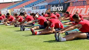 FC Bihor s-a despărțit de un jucător neutilizat de un an și jumătate și e extaziară de aducerea unui tânăr care are 15 prezențe în prima ligă până la 18 ani