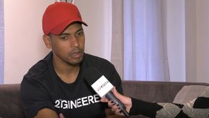 Eric de Oliveira, despre scandările rasiste ale suporterilor dinamoviști: "Cum s-ar fi simțit acei suporteri dacă eram și eu la Dinamo?!". Răspunsul brazilianului pentru "câinii" din tribune | VIDEO EXCLUSIV ProSport LIVE