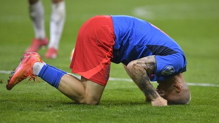 Daniel Bîrligea a plecat în Serbia. Atacantul FCSB a acceptat propunerea și a luat drumul Belgradului