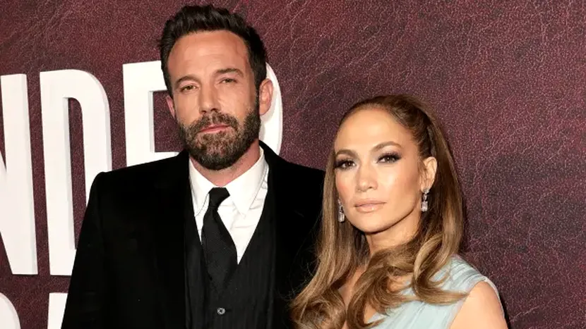 Jennifer Lopez, sărut pasional cu Ben Affleck, în timpul cumpărăturilor de Crăciun