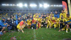 Spaniolii, dați pe spate: "E noua perlă a fotbalului românesc. Nu va dura mult până când va debuta la naționala de seniori"