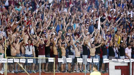 Fanii Rapidului boicotează meciul cu CS U Craiova: "Suntem alături de suporterii echipelor desființate abuziv!"