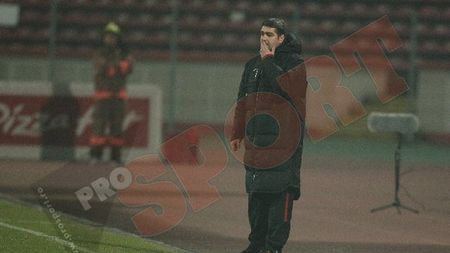 Probleme de arbitraj la Dinamo - Voința!** Ciobotariu: "E BIZAR ce se întâmplă când jucăm acasă"