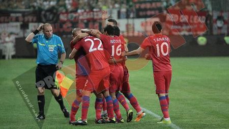 Urmașul lui Bănel are un CV UIMITOR!** La doar 19 ani, aleargă mai tare decât Nicoliță, dar e și tehnic! UEFA l-a inclus în primii 11 puști ai Europei