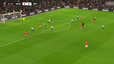 Nu a fost loc de prea multe surprize în manșa tur a optimilor de finală din Europa și Conference League! Meciuri nebune la Lisabona și Berlin și un gol de senzație reușit de Antony pe Old Trafford! | VIDEO