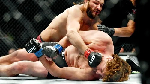 Cel mai rapid KO din istoria UFC! VIDEO | Masvidal l-a trimis la spital pe Askren după o luptă de 5 secunde