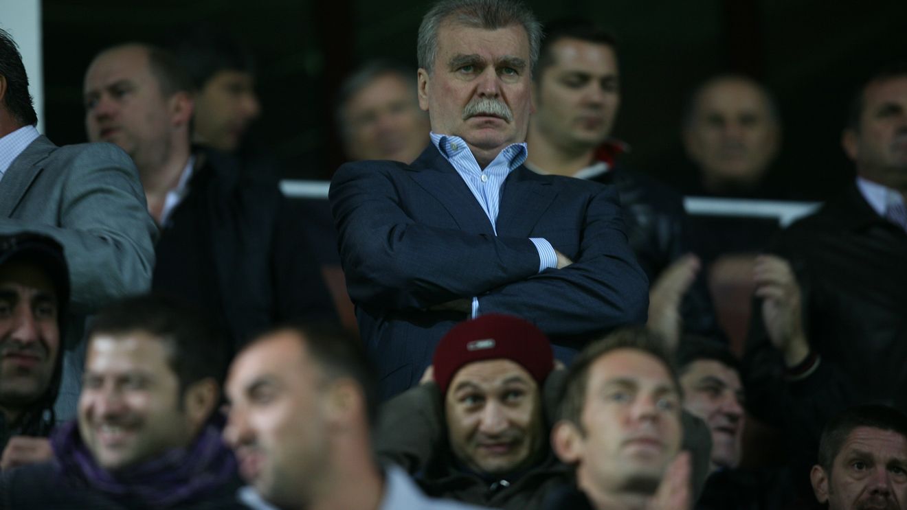 Dinu Gheorghe îi răspunde lui Hagi: "Nu l-am văzut pe Zidane să critice pe cineva de la naționala Franței!"