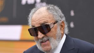 Ion Țiriac a făcut calculul. Afacerea l-ar costa 100.000.000 de euro