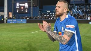 Denis Alibec a luat decizia finală! Pleacă de la Farul Constanța? „Vom vedea ce se va mai întâmpla!” Ce planuri are atacantul lui Gică Hagi