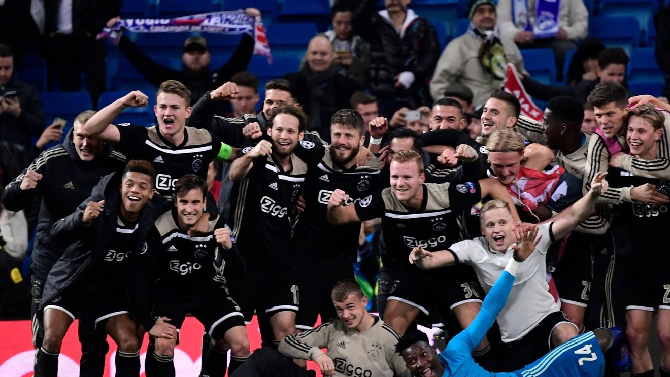 Gluma zilei | Ajax, încă sub "anestezia" meciului cu Real Madrid! Ce au postat olandezii pe rețelele de socializare :)