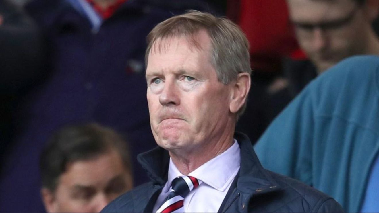 Ce a pățit președintele echipei lui Ianis Hagi: "Mi-a pus pistolul la tâmplă"