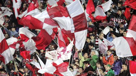 Suporterii îl vor pe Șumi