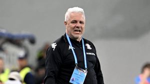 Marius Șumudică, atac devastator la arbitrii români: „Am fost scut, am fost umbrelă. Dacă nu o spune nimeni, o fac eu!”