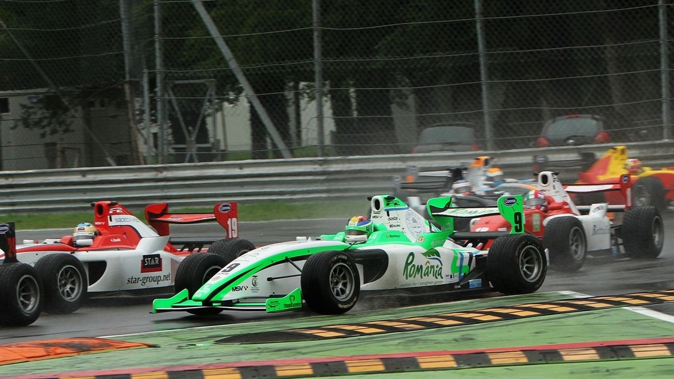 Locul 6 în prima cursă pentru Mihai Marinescu la Monza!** Azi, de la ora 16:00, ia startul în cea de-a doua cursă