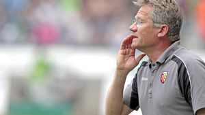 Loți Boloni ne dă speranțe: "Avem șanse, și la 0-0 trebuia să marcăm aici!" Bourceanu l-a dezamăgit: "Trebuie să-și folosească mai mult capul"