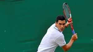 Hănescu și-a cerut scuze pentru incidentul de la Wimbledon: "Nu ar fi trebuit să reacționez așa! Am greșit!"