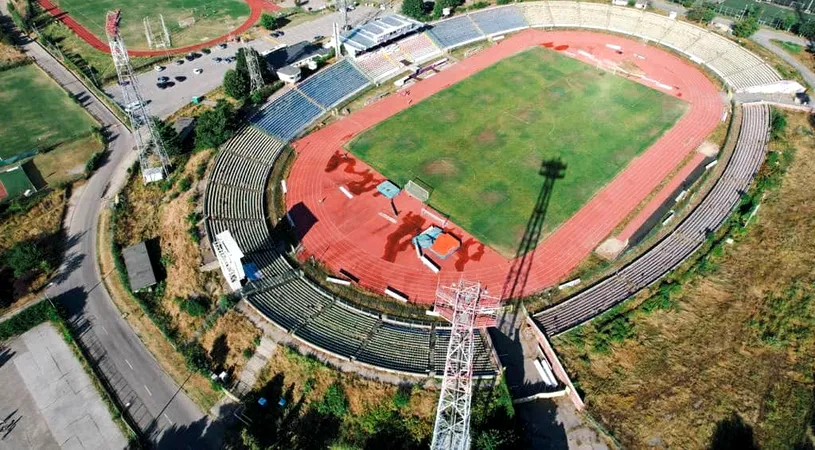 Se demolează stadionul „Nicolae Dobrin”! Costurile sunt uriașe! Cum va arăta noua arenă din Pitești | FOTO&VIDEO