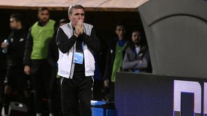 Gică Hagi a clacat şi a făcut anunțul dur, după Gloria Buzău - Farul Constanța 1-0. Ce urmează pentru echipa "Regelui"