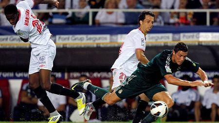 În cădere liberă!** Real trece prin cea mai proastă perioadă din ultimii 10 ani, Mourinho dă vina pe jucători: "Ieri voiam să schimb șapte fotbaliști la pauză"