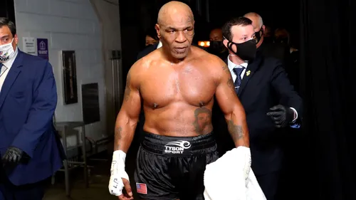 Mike Tyson, la un pas să fie expulzat din Marea Britanie pentru legăturile dubioase cu temutul gangster Reggie Kray, implicat în jafuri armate și crime