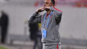 Toni Petrea anunță trei reveniri la FCSB pentru meciul cu UTA. „O să văd pe cine pot să mizez!” Ce zice despre plecarea lui Dan Petrescu | VIDEO