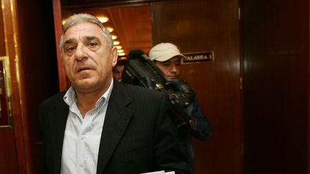 "Duru e mizerabilul FRF-ului!A retrogradat Sportul, frumusețea fotbalului românesc"