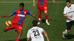 Steaua și-a umilit sora mai mică