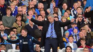 Mourinhesque! Chelsea câștigă cu 1-0 derby-ul cu Manchester United și e aproape campioană în Premier League. Londonezii au 102 clean sheet-uri în 193 de meciuri în prima ligă engleză cu Mourinho