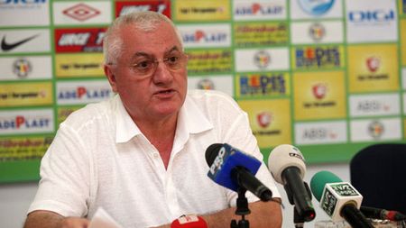 Crăciunescu cere bani, Mitică are un argument halucinant:** "Dacă trebuie să dăm arbitrilor din drepturile TV, atunci să le dăm și galeriilor"