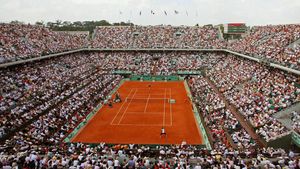 S-a stabilit programul zilei de miercuri de la Roland Garros. Halep, Dulgheru, Begu, Niculescu și Tecău intră în joc
